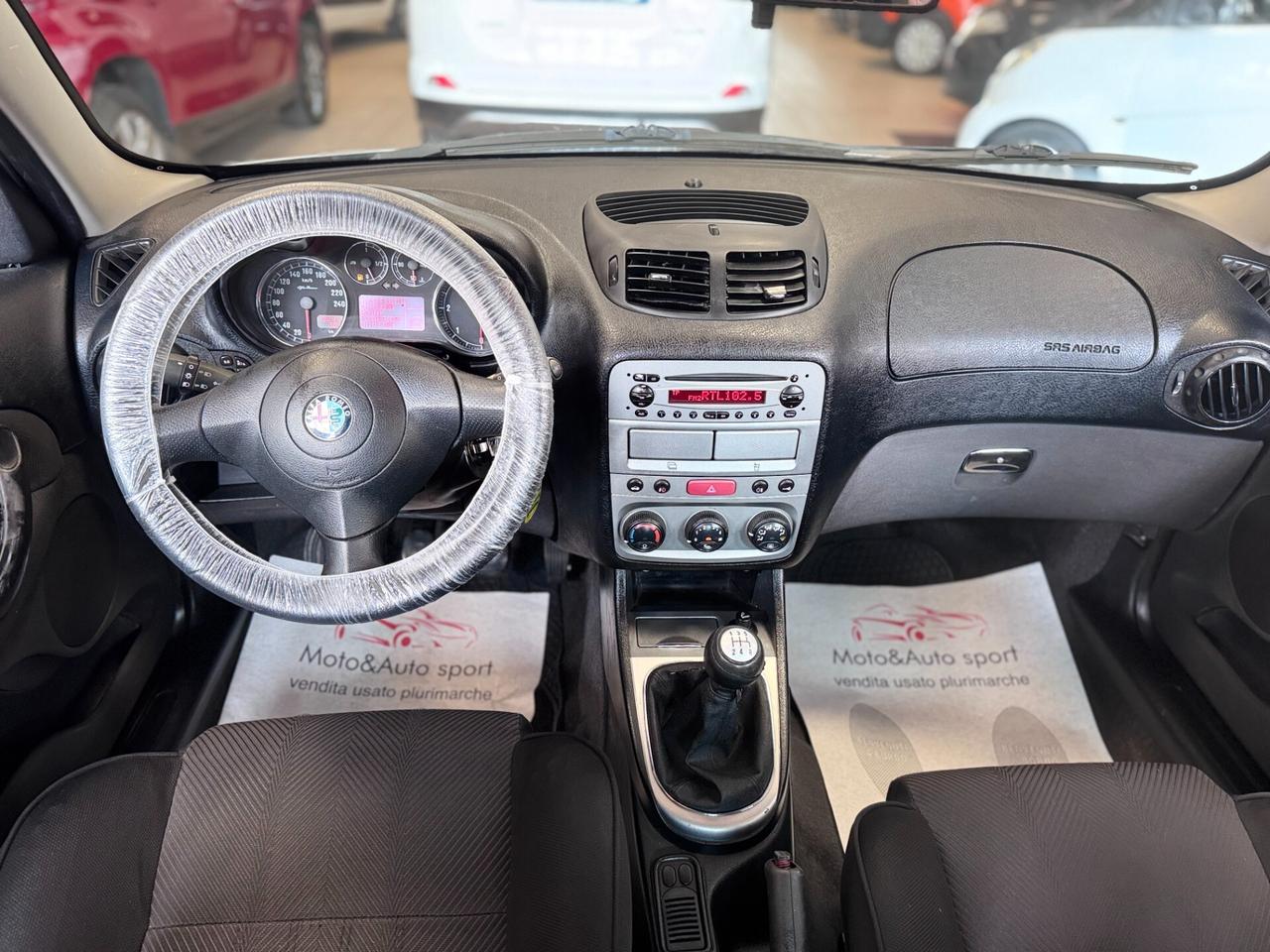 Alfa Romeo 147 1.9 JTD (120) 5 porte Distinctive