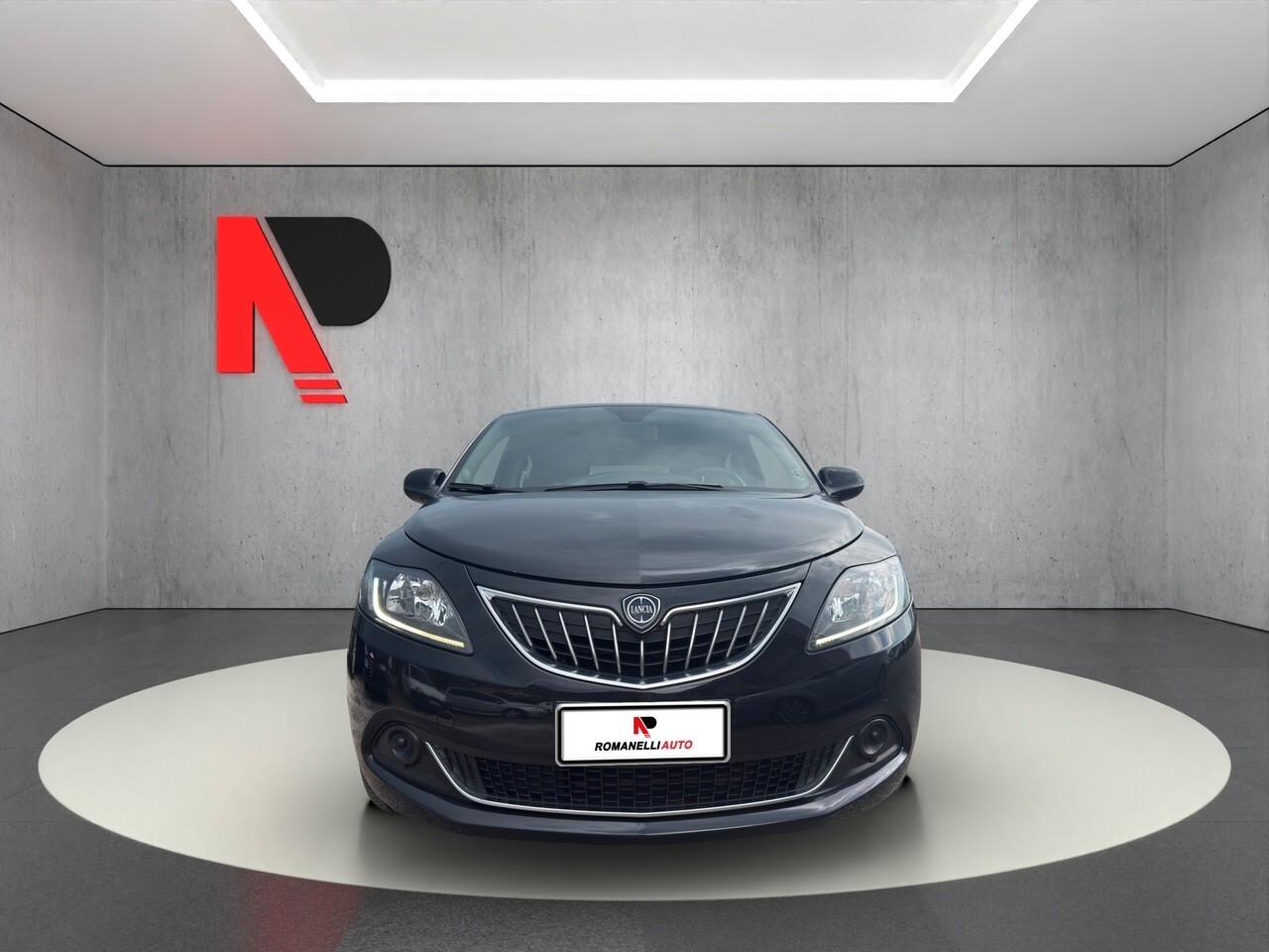 Lancia Ypsilon 1.0 FireFly 5 porte S&S Hybrid Silver Plus