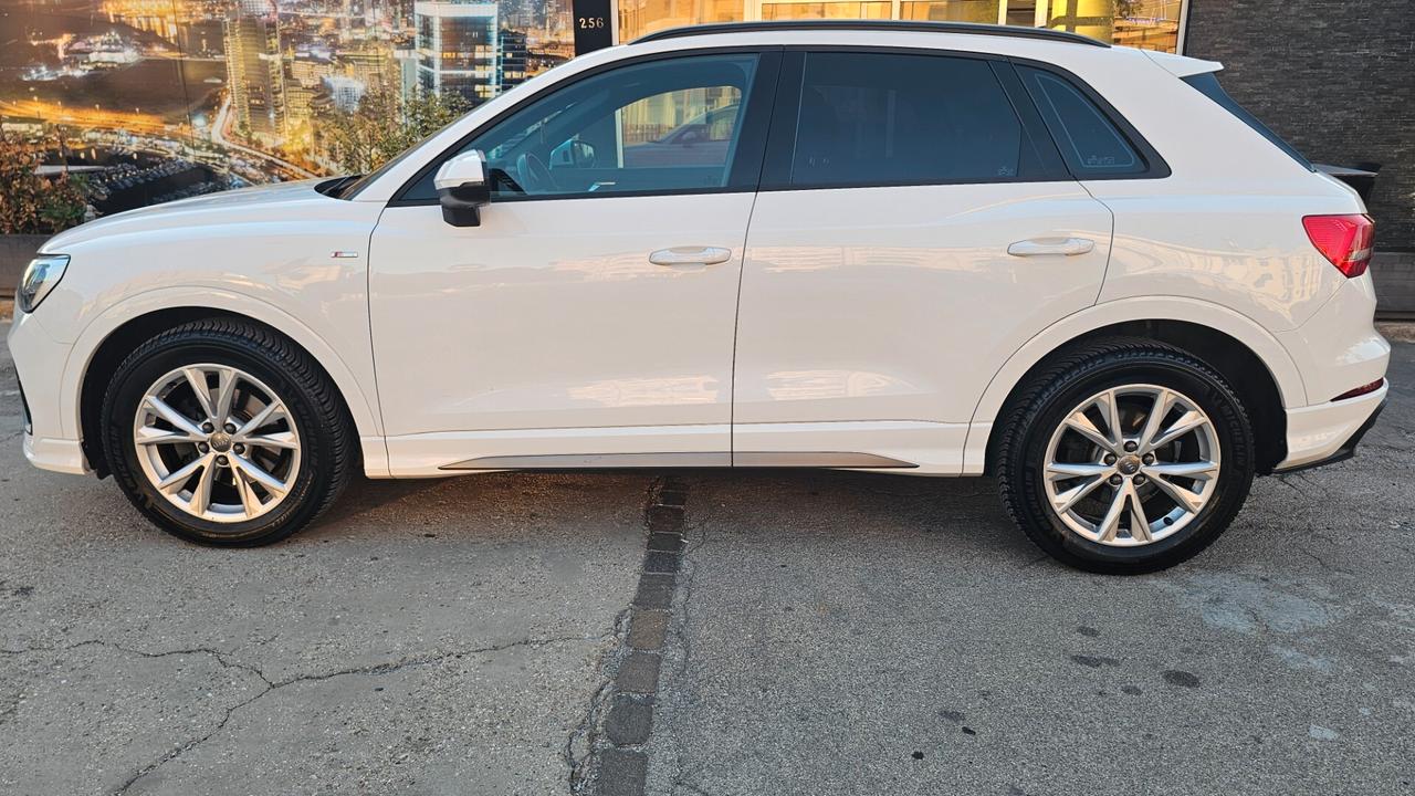 Audi Q3 35 TDI S tronic line edition