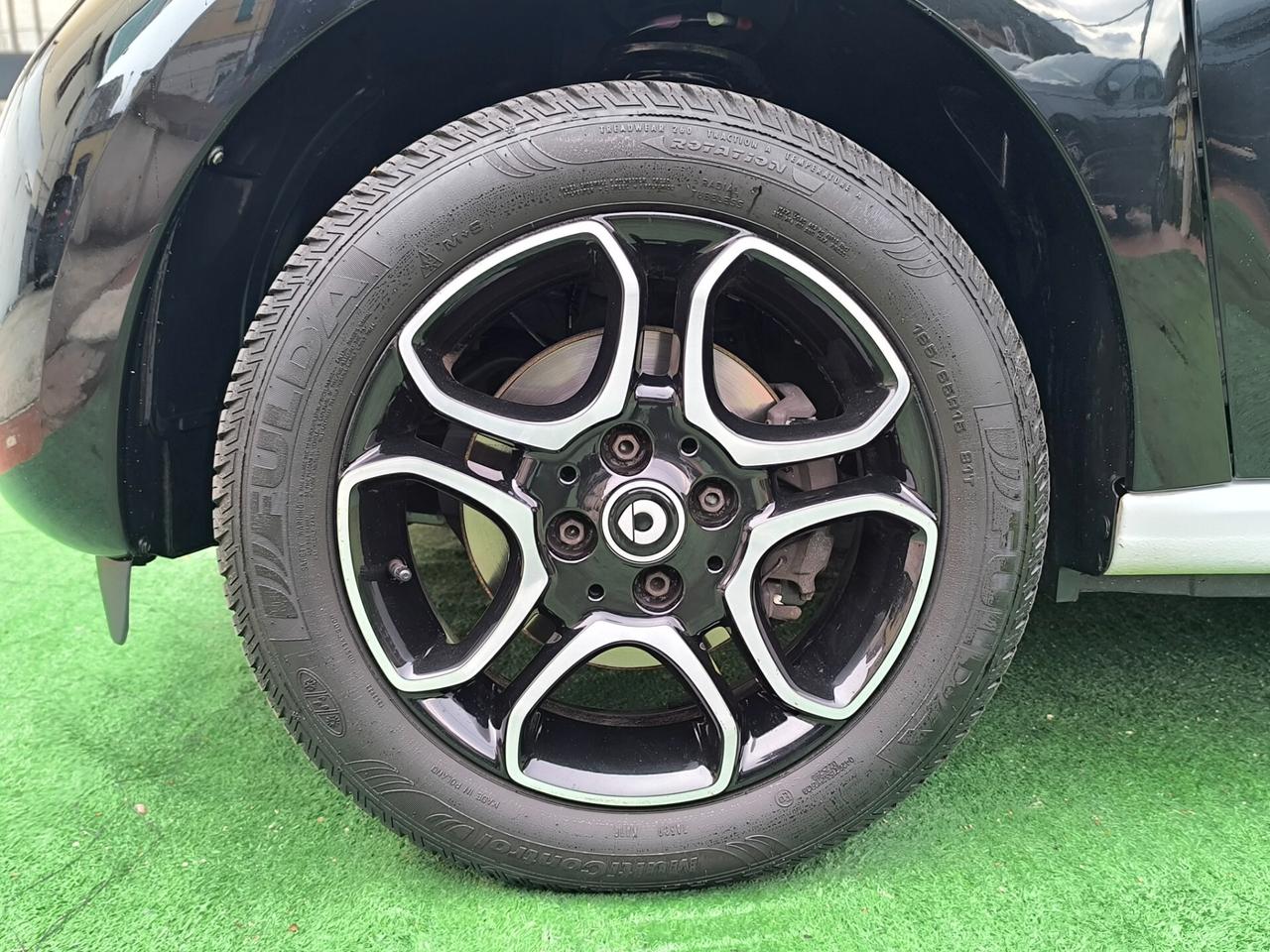 Smart ForFour 1.0 71 cv versione Passion Full Led