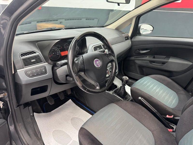 FIAT Grande Punto Grande Punto 5p 1.2 Active c/clima 65cv