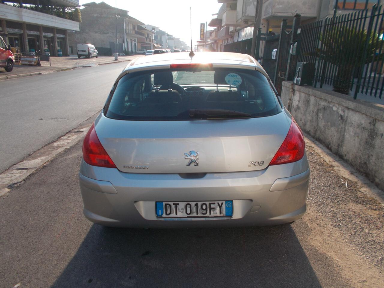 Peugeot 308 1.6 HDi 90CV 5p. Tecno