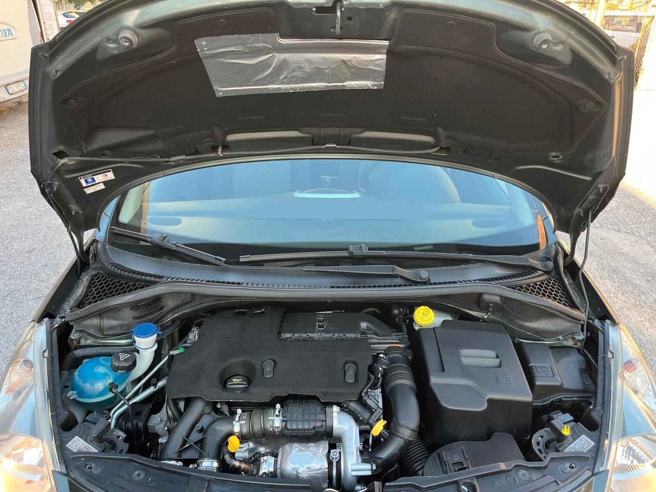 Peugeot 207 1.6 HDi 90CV EURO5 12 MESI DI GARANZIA