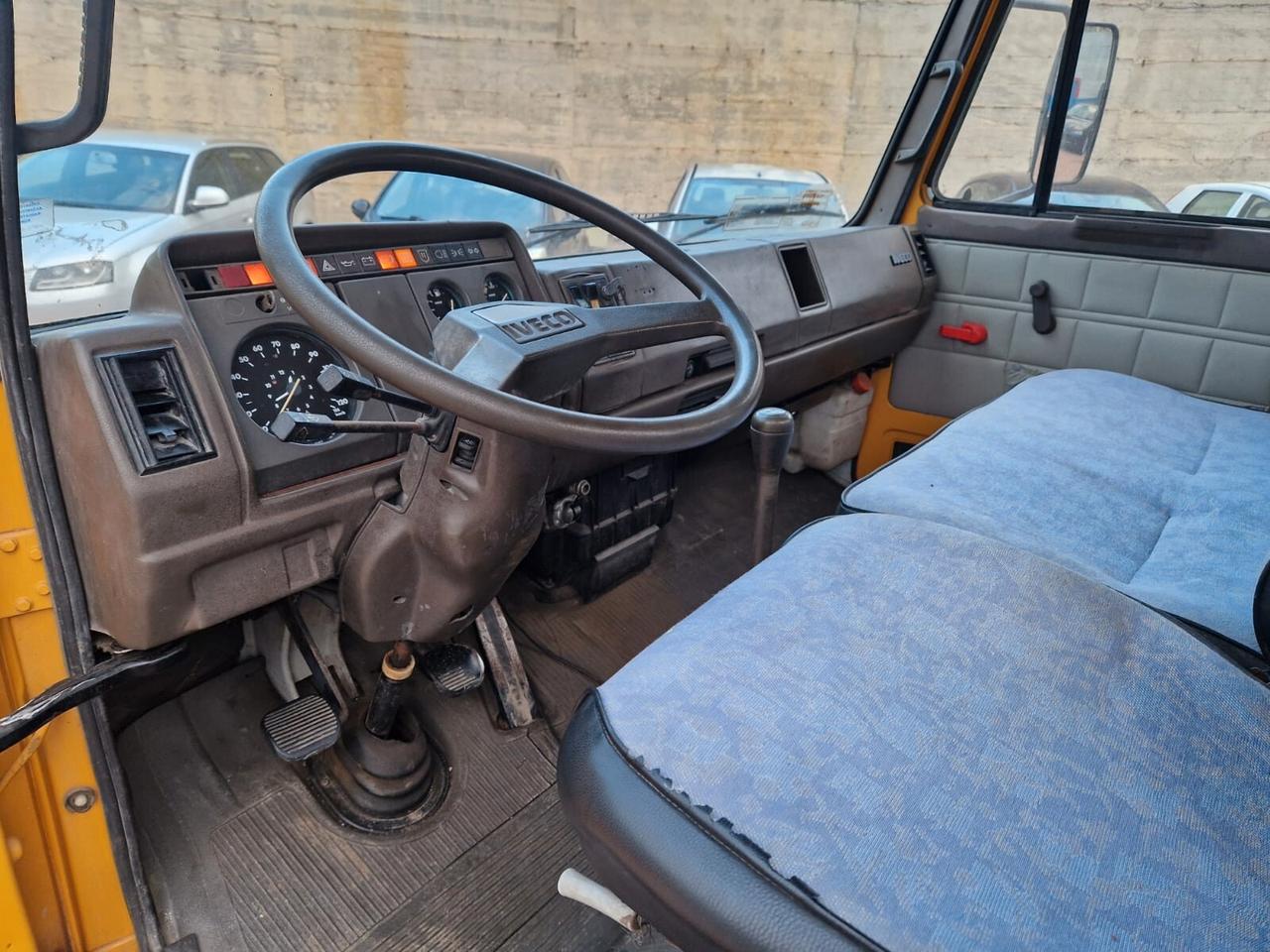 Iveco Fiat 65 12 3 6 Isoli 10 (Autoveicolo per uso speciale - Soccorso stradale)
