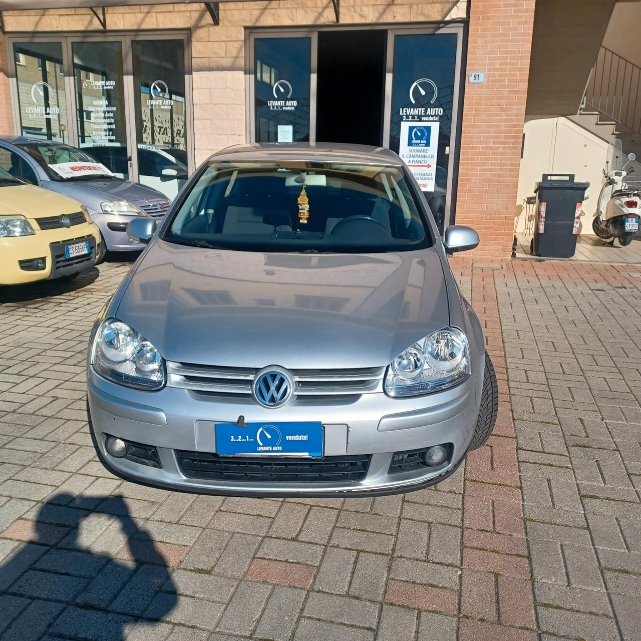 196.118KM GOLF 5 2.0 TDI UNICO PROPRIETARIO