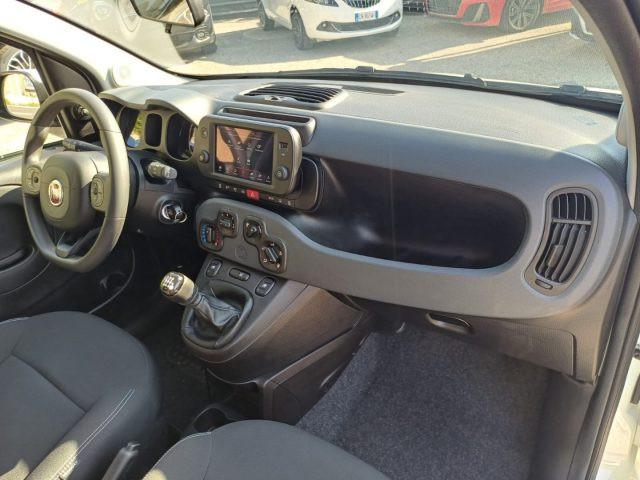 FIAT Panda 1000 HYBRID CROSS 70CV CARPLAY PDC ITALIA