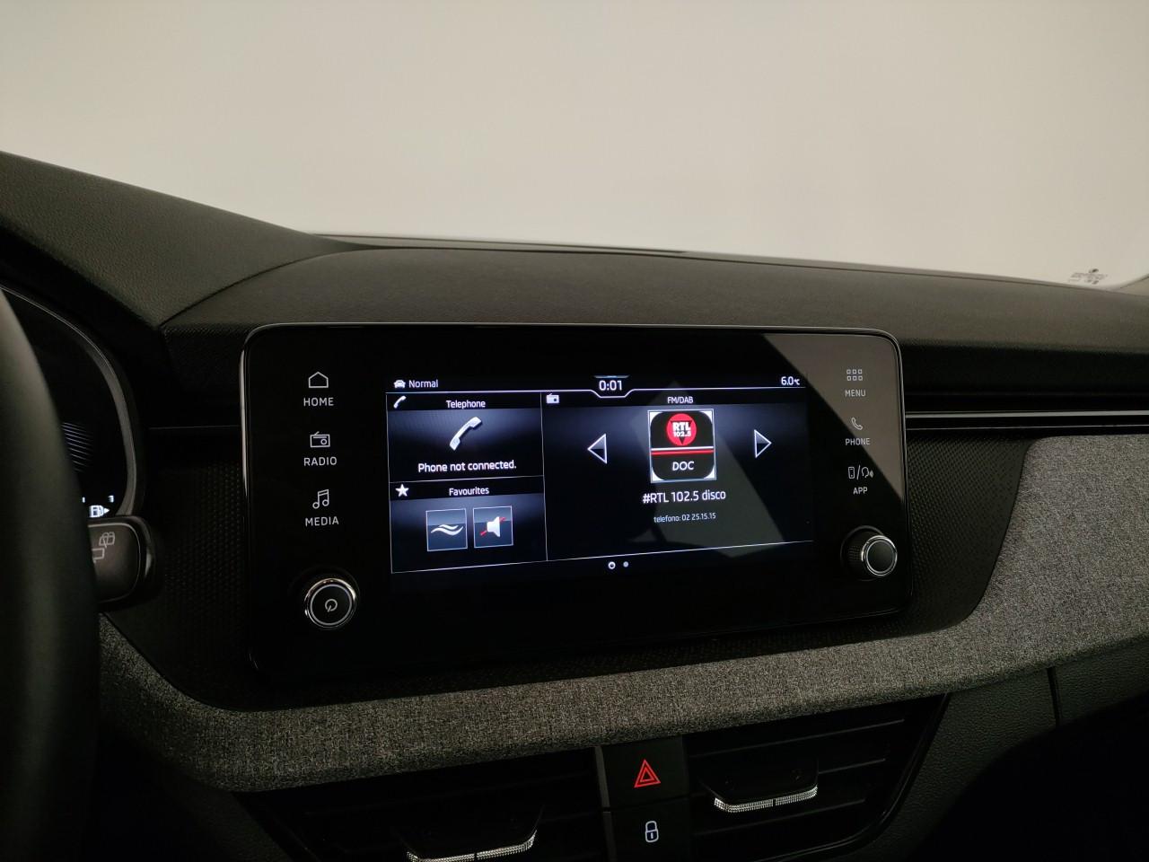 SKODA Kamiq 1.0 tsi Black Dots 115cv