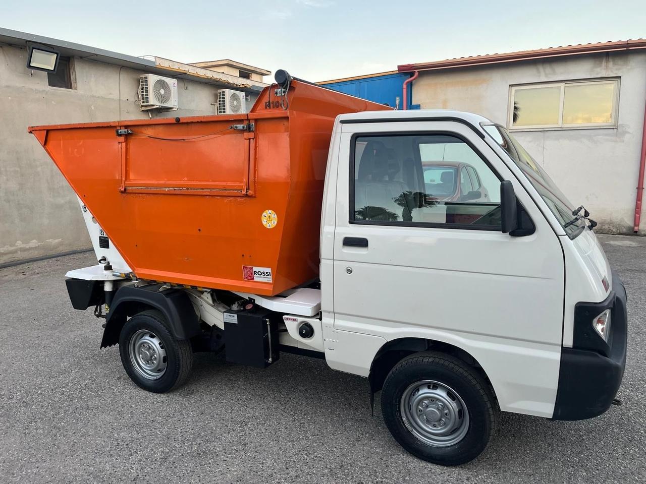 Piaggio quargo con vasca/rib.-700cc- Diesel -2014