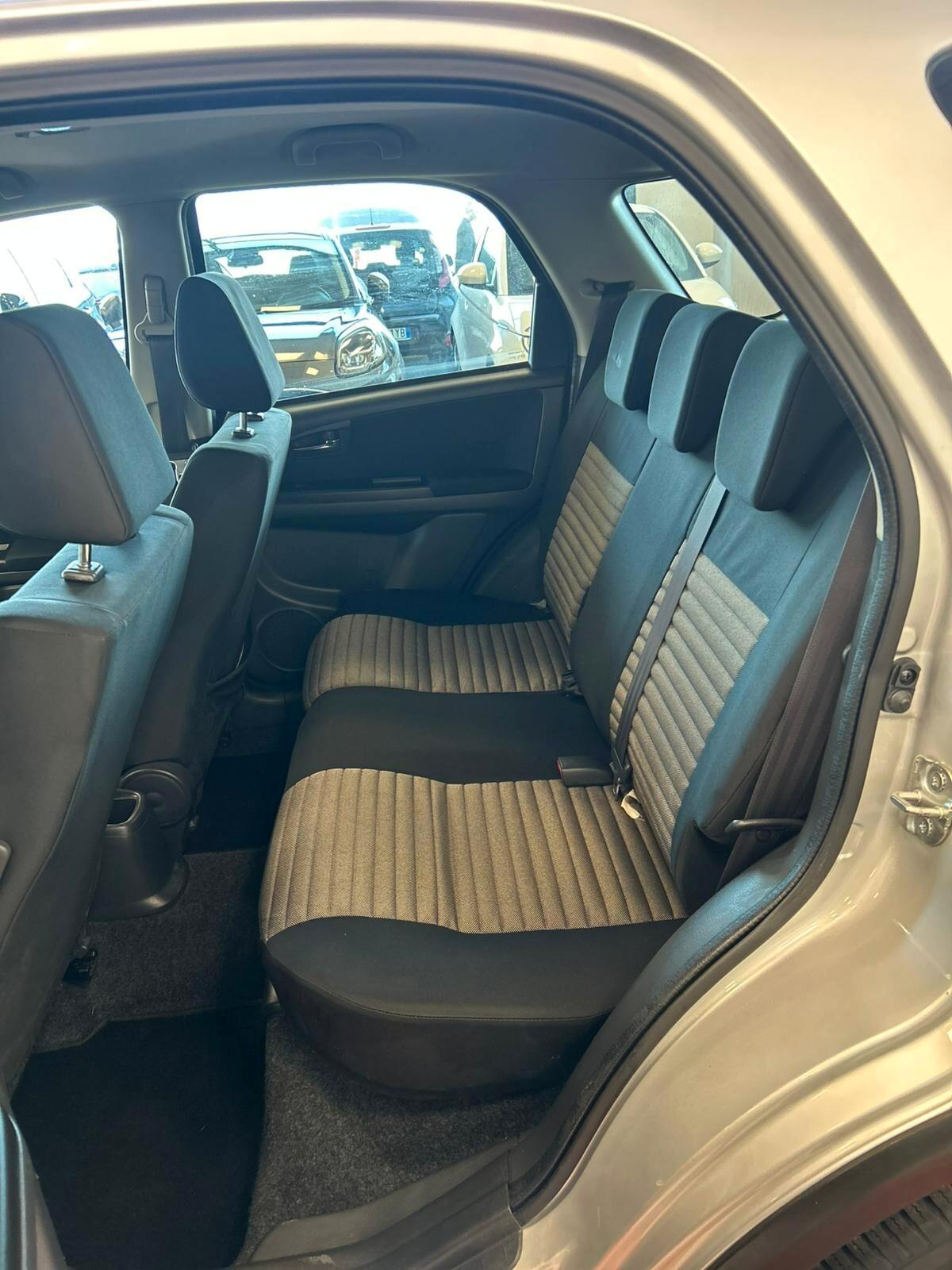 Fiat Sedici 2.0 MJT 16V DPF 4x2 Emotion