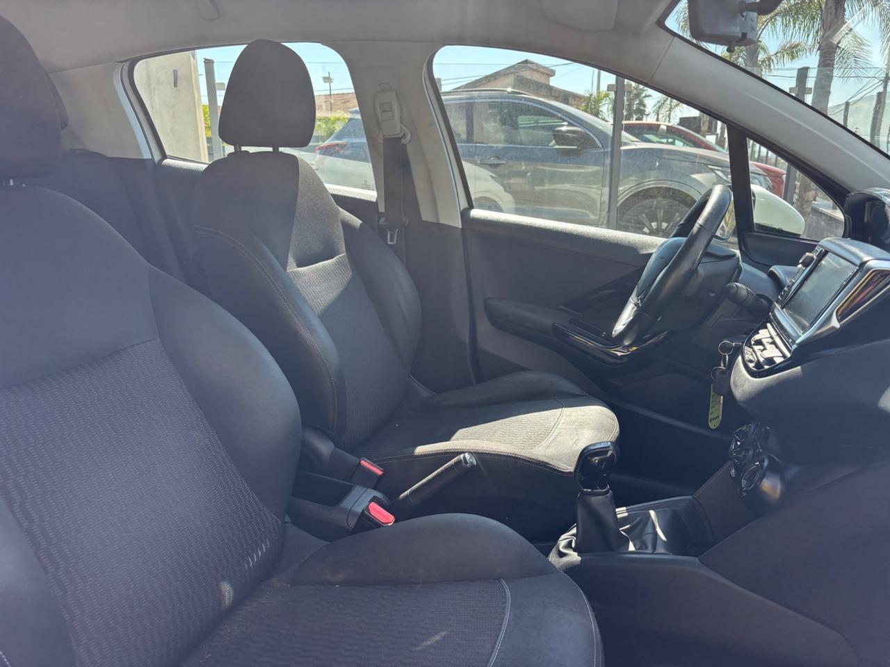 Peugeot 208 BlueHDi 75 -2017