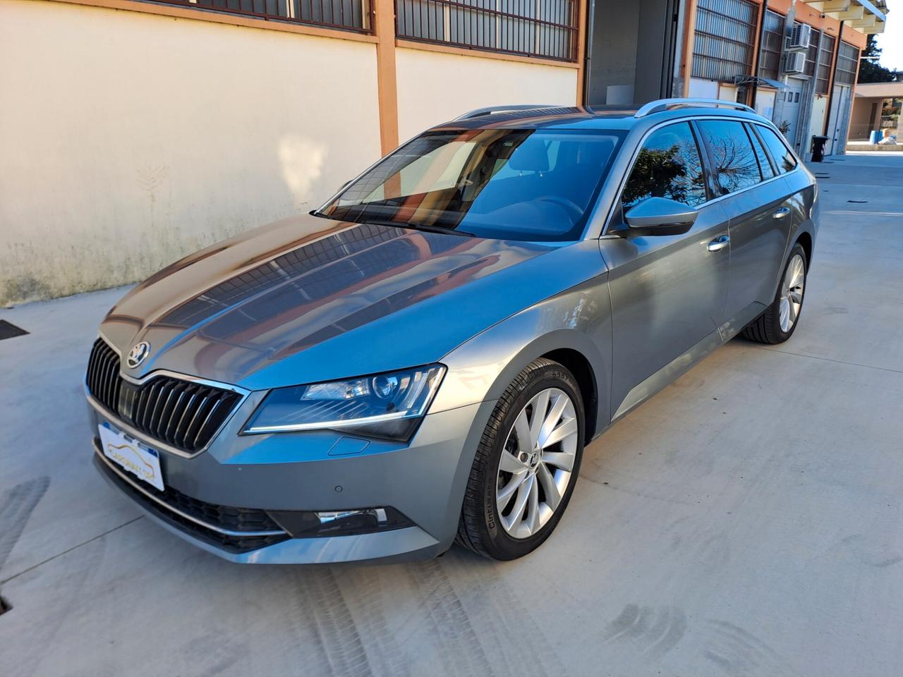 Skoda Superb 1.6 TDI Wagon Ambition