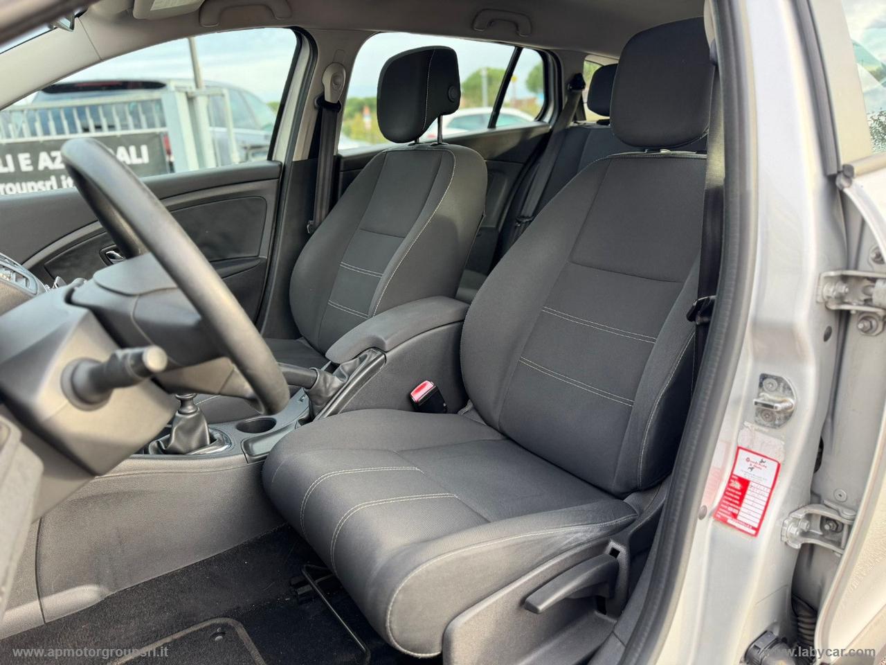 RENAULT Mégane 1.5 dCi 110 CV SporTour DYNAMIQUE