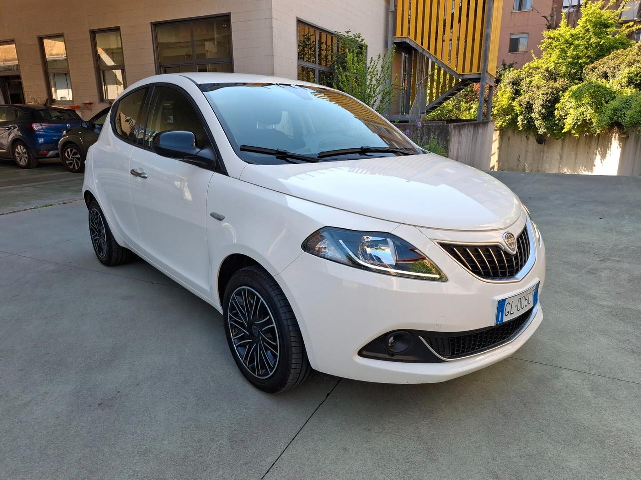Lancia Ypsilon 1.0 FireFly 5 porte S&S Hybryd Gold