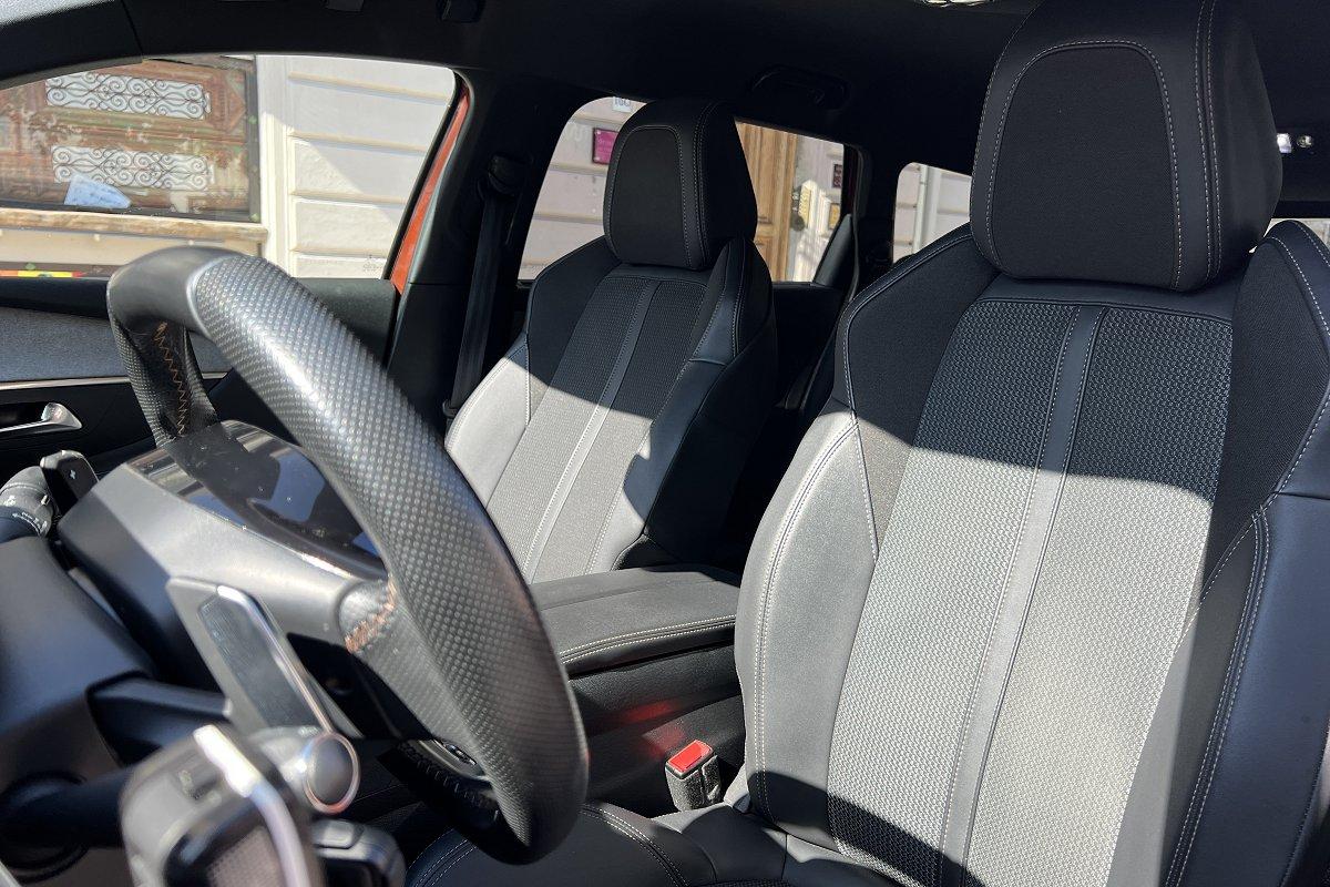 PEUGEOT 5008 BlueHDi 130 S&S EAT8 GT