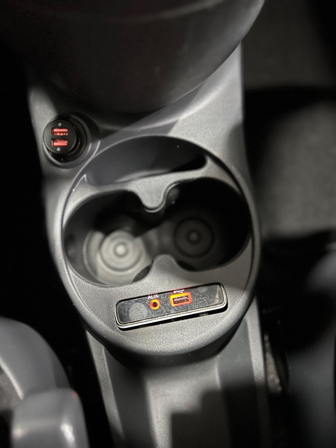 Fiat 500 1.2 LOUNGE 69 cv