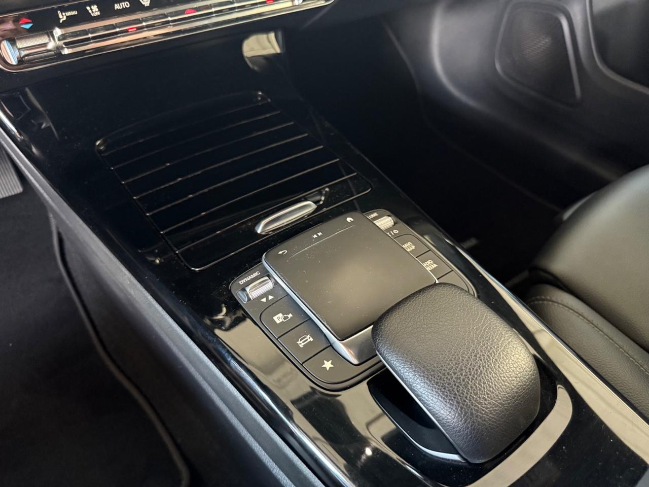 Mercedes-benz CLA 200 d Automatic Shooting Brake Sport