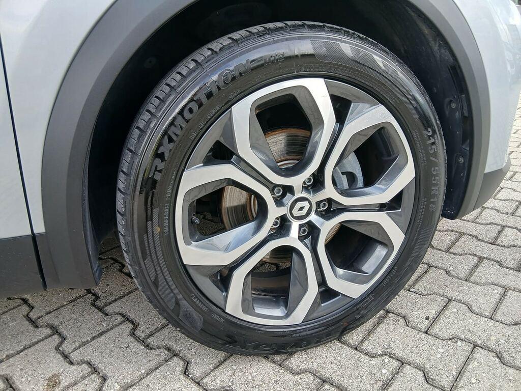 Renault Captur 1.6 E-TECH Hybrid Techno Fast Track Auto