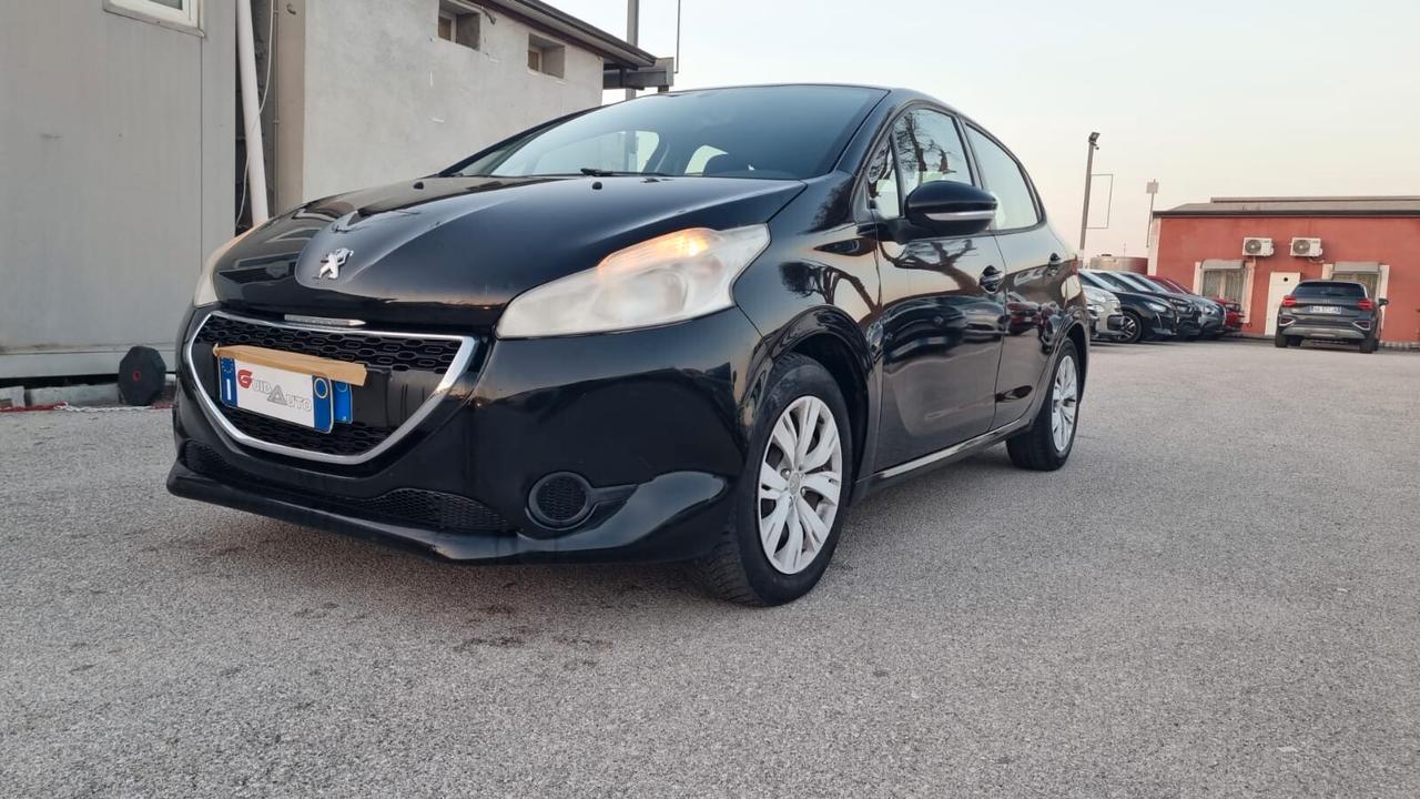 Peugeot 208 1.0 VTi 68 CV 5 porte Active-50KW