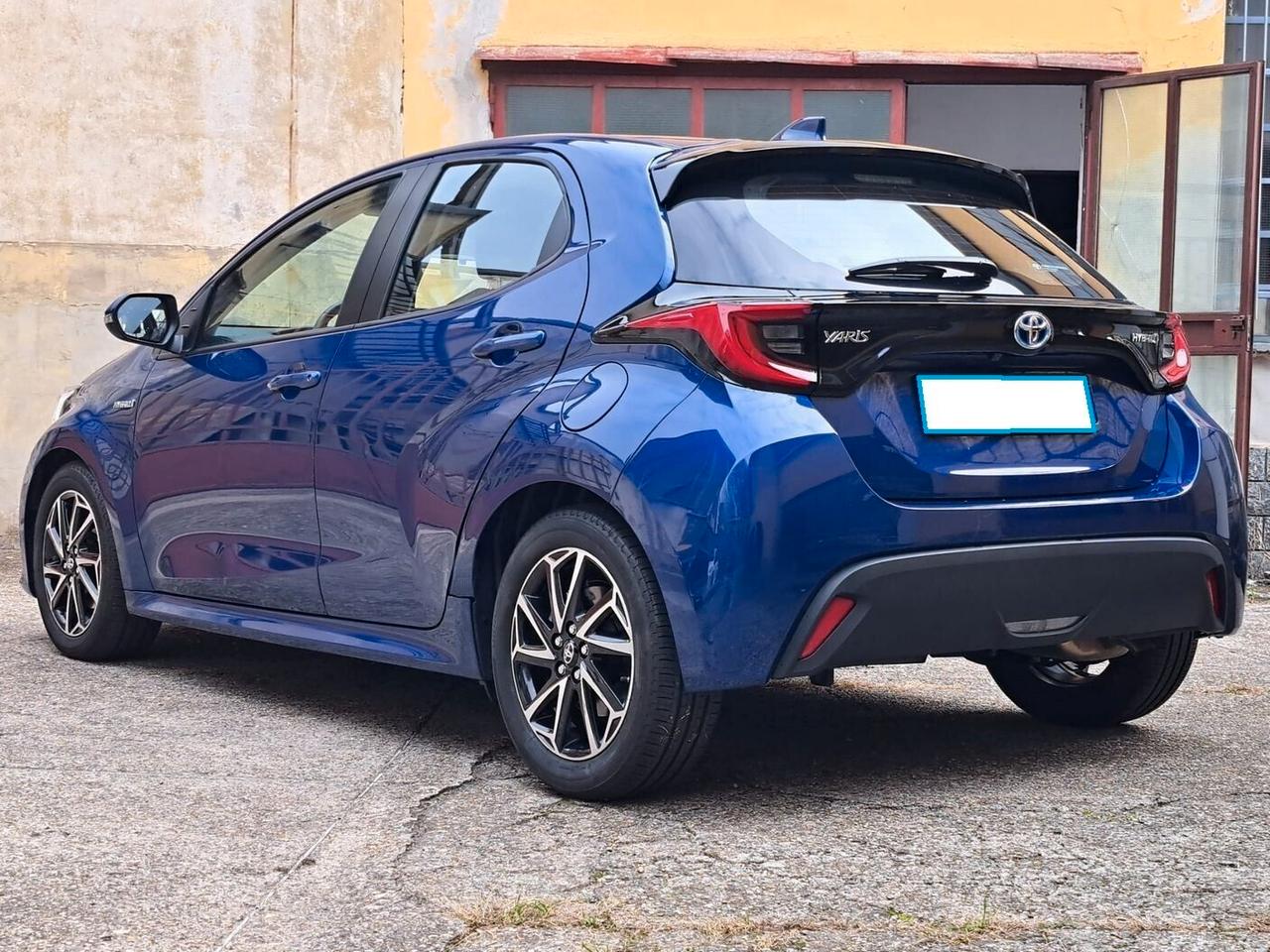 Toyota Yaris 1.5 Hybrid 5P Trend * 8.000 KM *