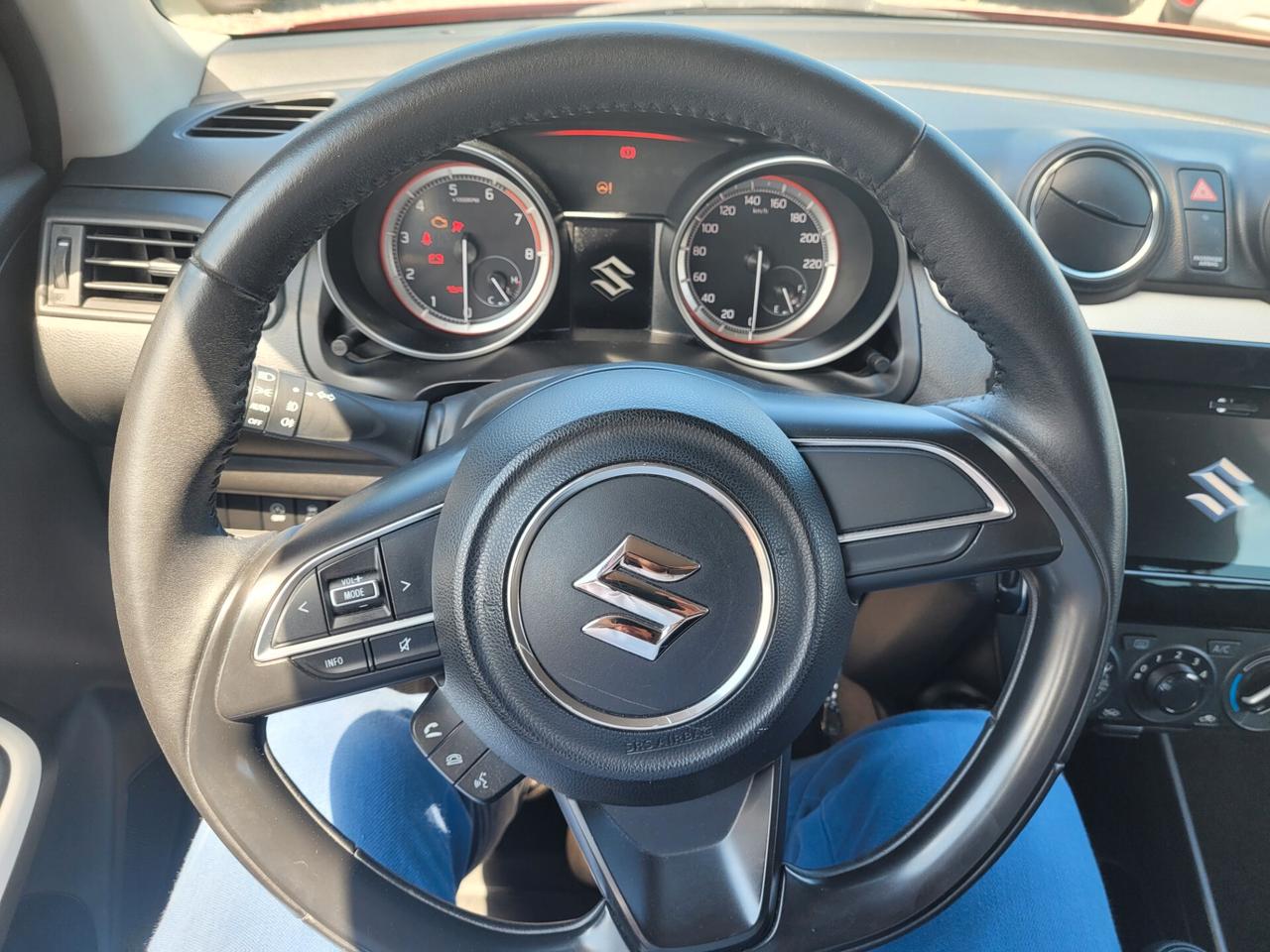 Suzuki Swift 1.2 Hybrid Cool