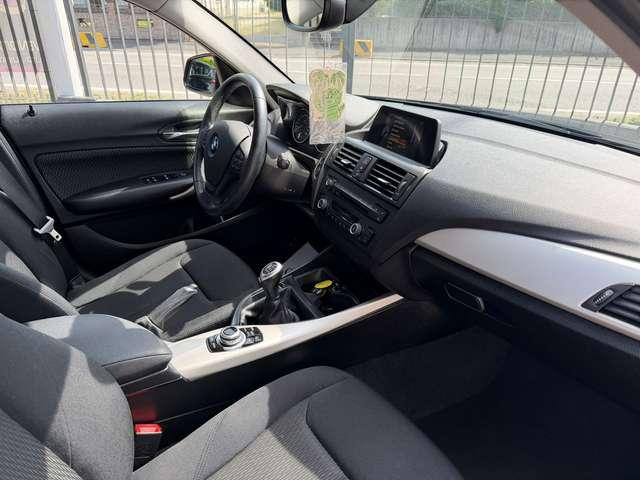 BMW 116 Serie 1 F/20-21 2011 116d 5p Business