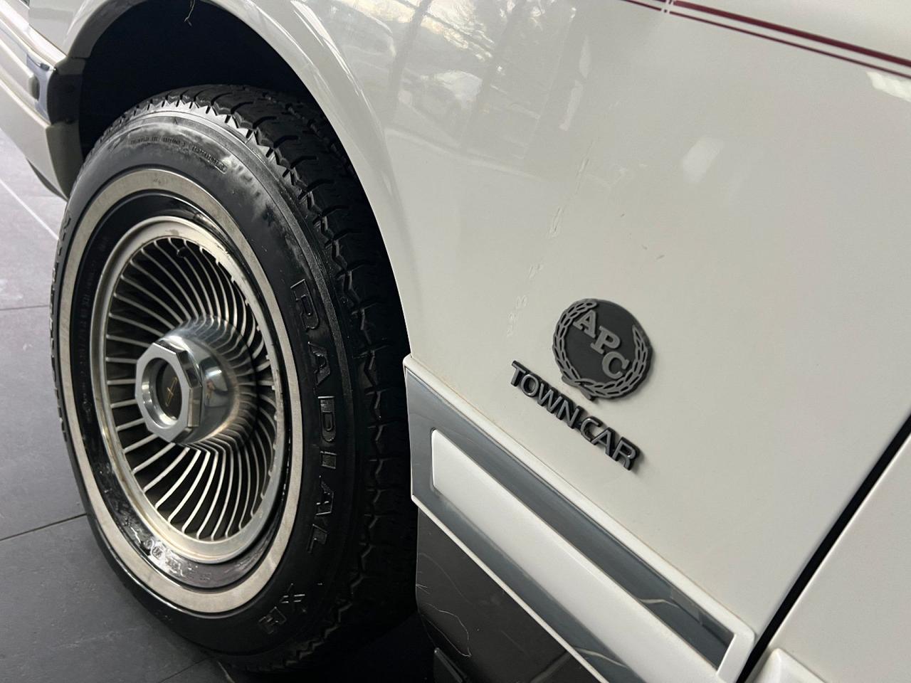 Lincoln Town Car EXECUTIVE 40R Limousine