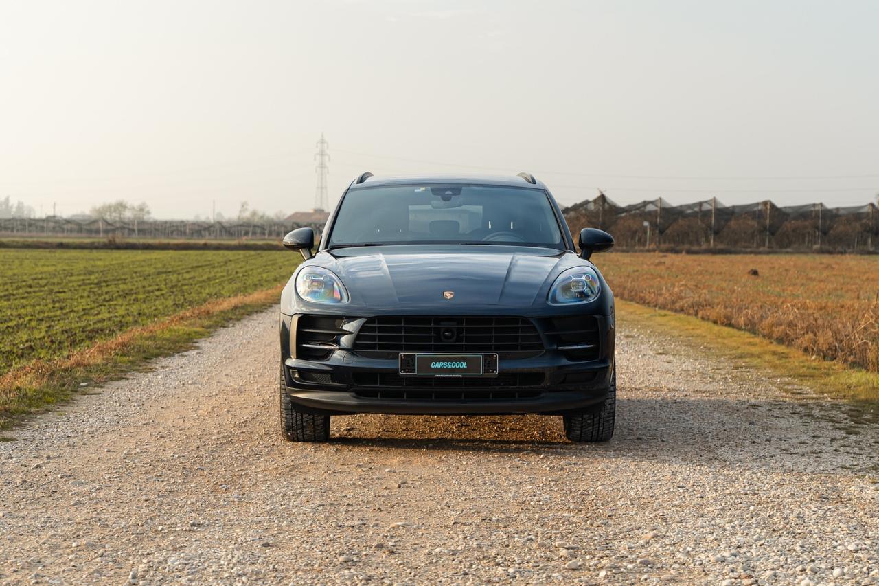 Porsche Macan - 2020