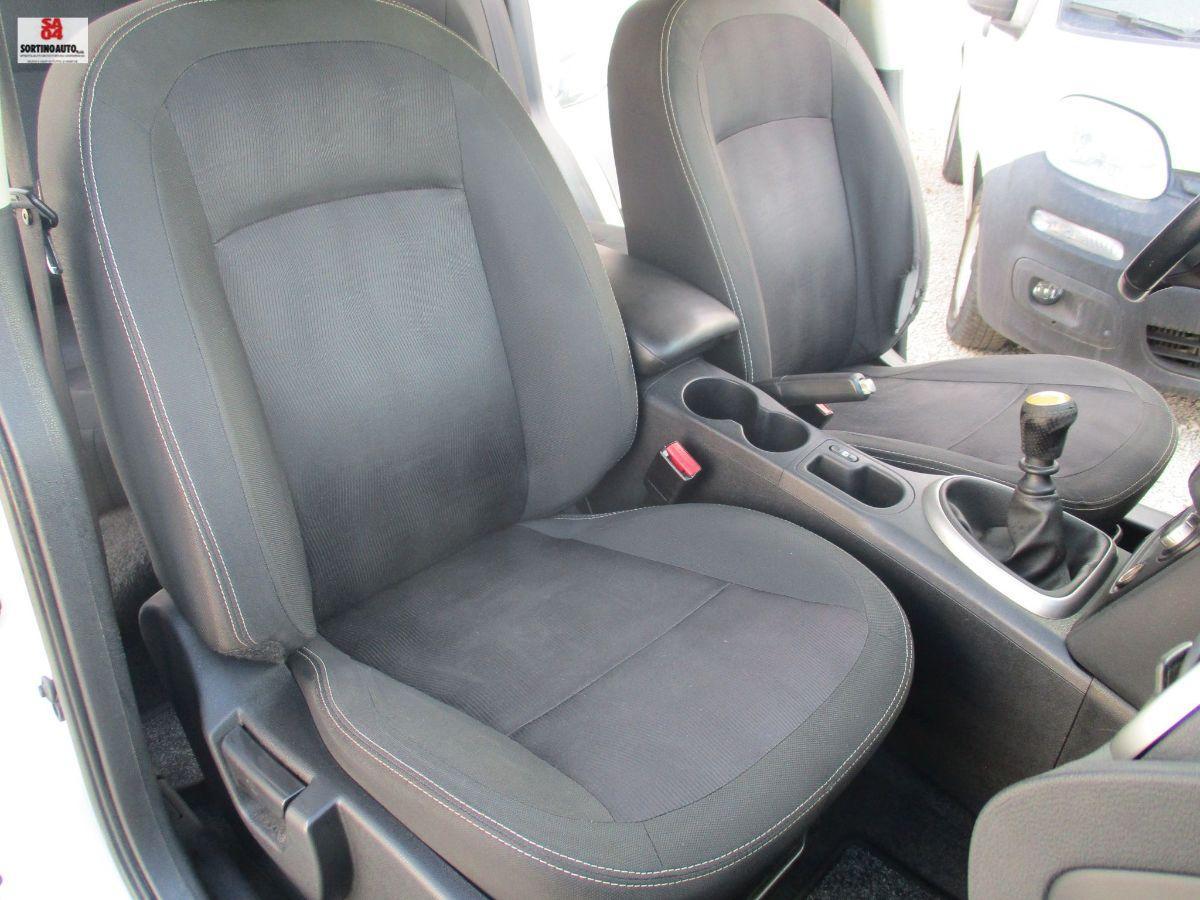 NISSAN Qashqai 1.5 dCi DPF Acenta-2013