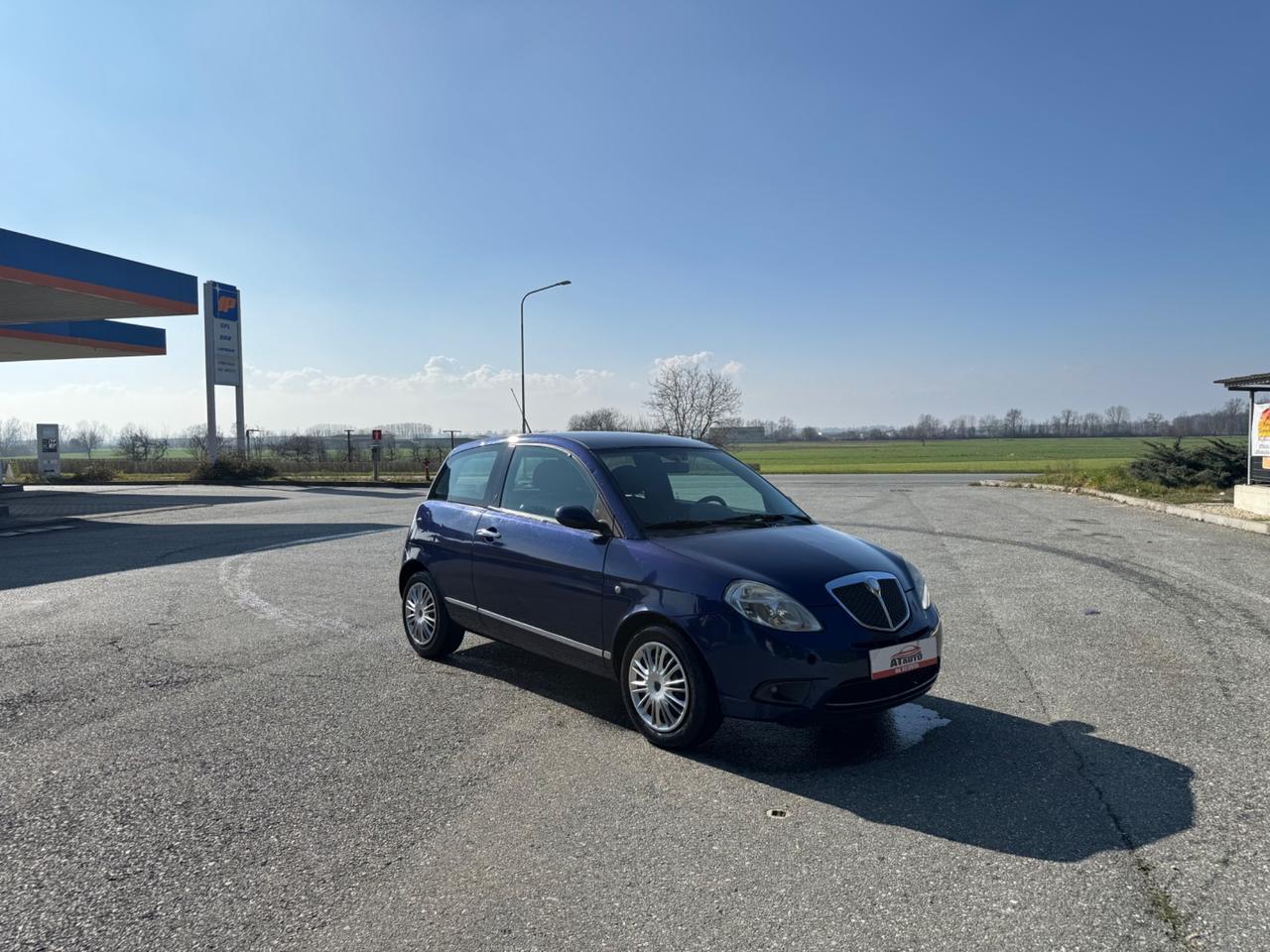 Lancia Ypsilon 1.2 Oro Bianco