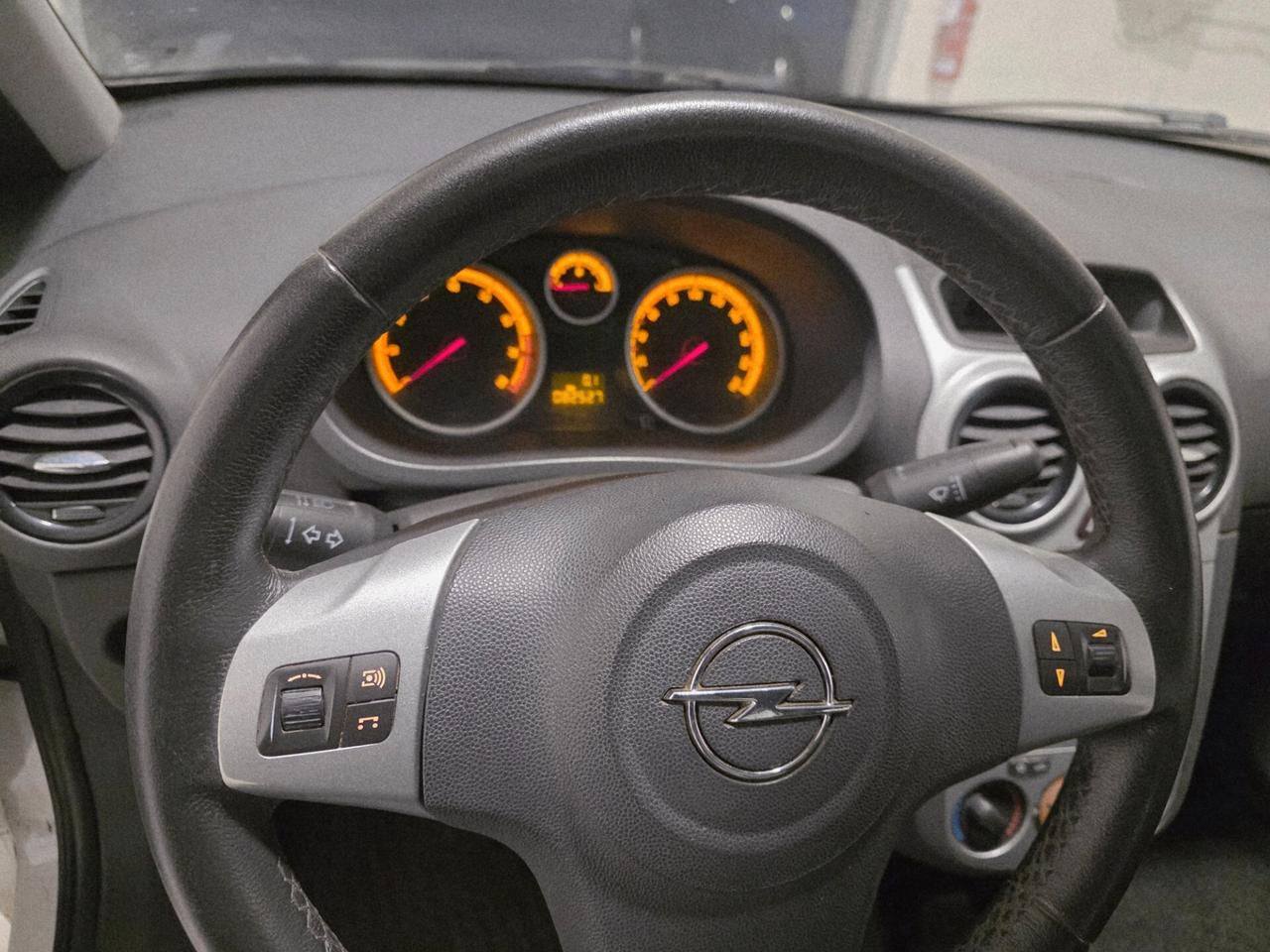 Opel Corsa 1.0 12V 5 porte Elective