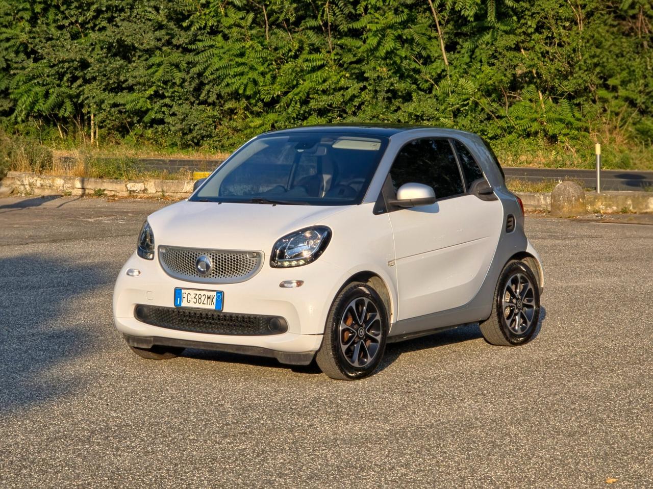 Smart ForTwo 70 1.0 Twinamic Prime E6 Automatico NEO 2016