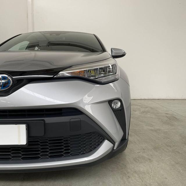 TOYOTA C-HR 1.8 Hybrid E-CVT Business