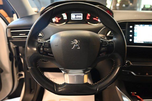 PEUGEOT 308 1.6E-HDI 116CV ACCESS S&S 5PT.NAVI CAM 18"LED FULL