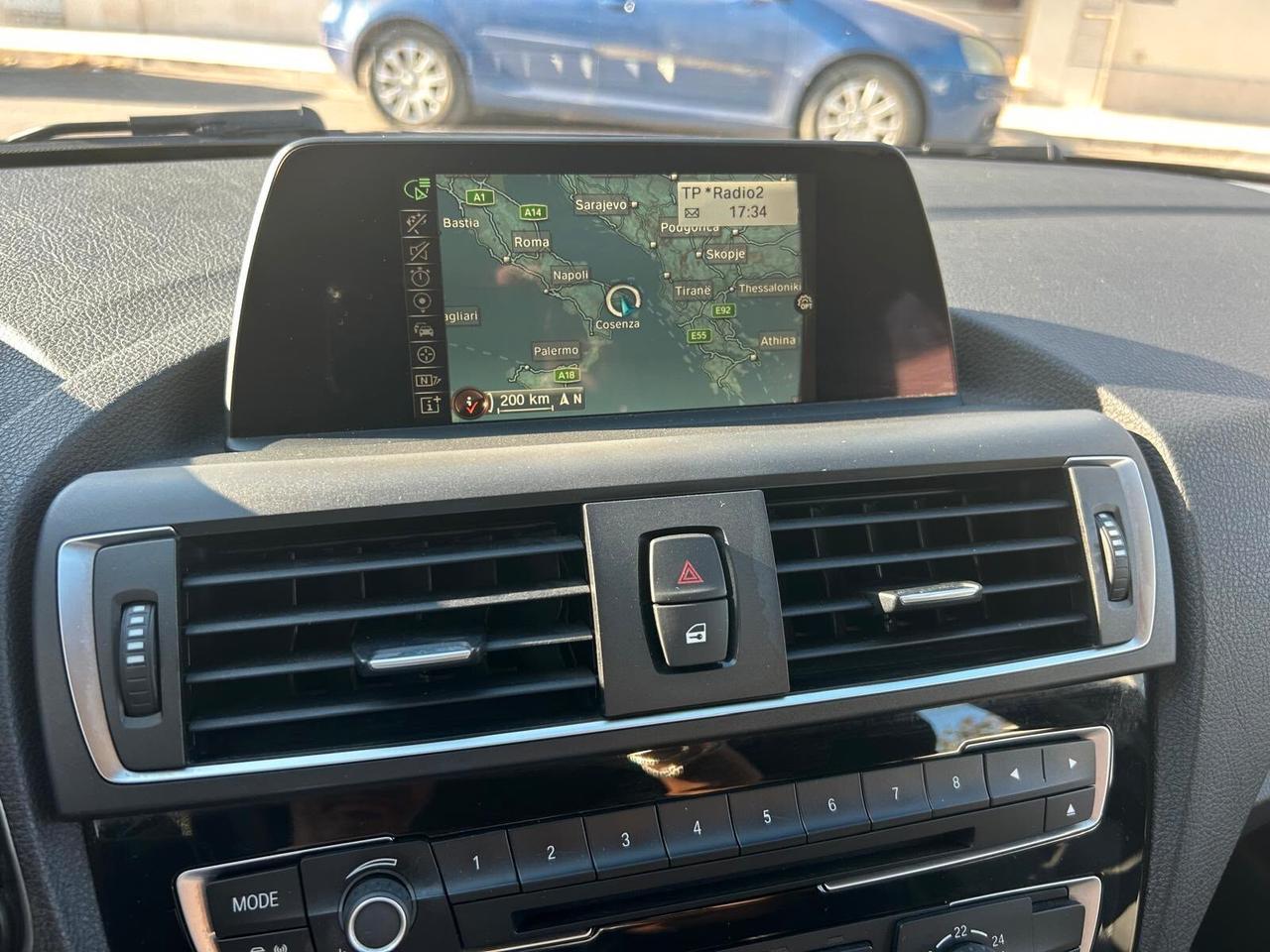 Bmw 116d 2.0 116 Cv URBAN AUTOM. LED/NAVI-2017