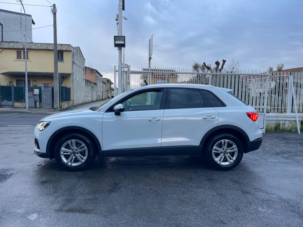 Audi Q3 35 TDI S tronic Business Advanced KM CERTIFICATI!