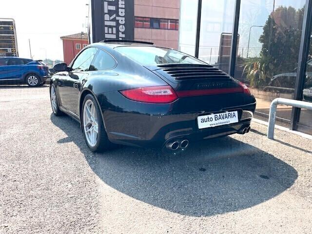 Porsche 911 Carrera 4S Coupé