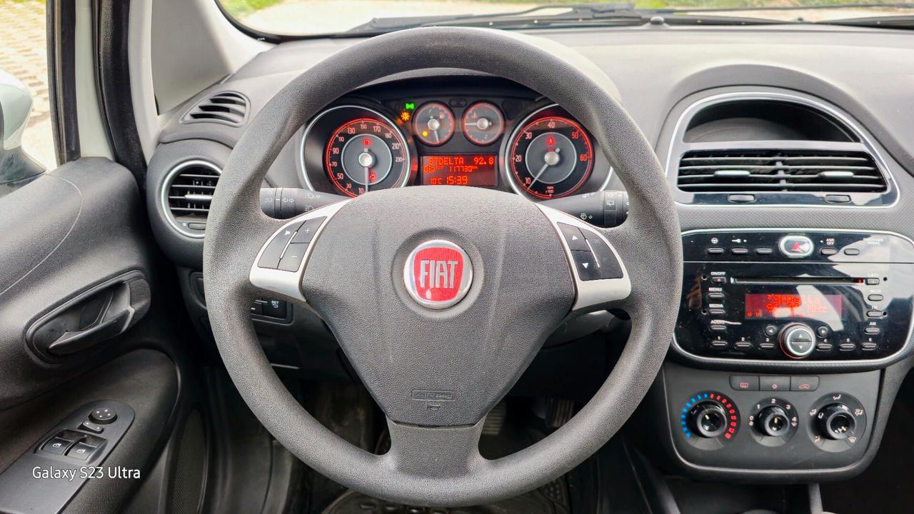 FIAT PUNTO 1.3 MULTIJET EURO 5 OK NEOPATENTATI GARANZIA 12 MESI