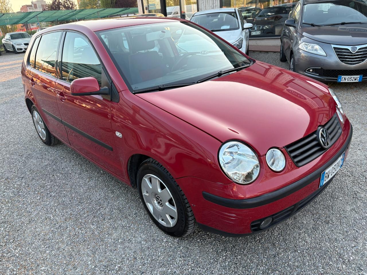 Volkswagen Polo 1.4 16V 5p. Trendline 60.000 Km.