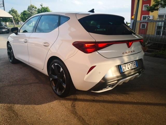 Cupra Leon 1.5 Hybrid 150 CV DSG