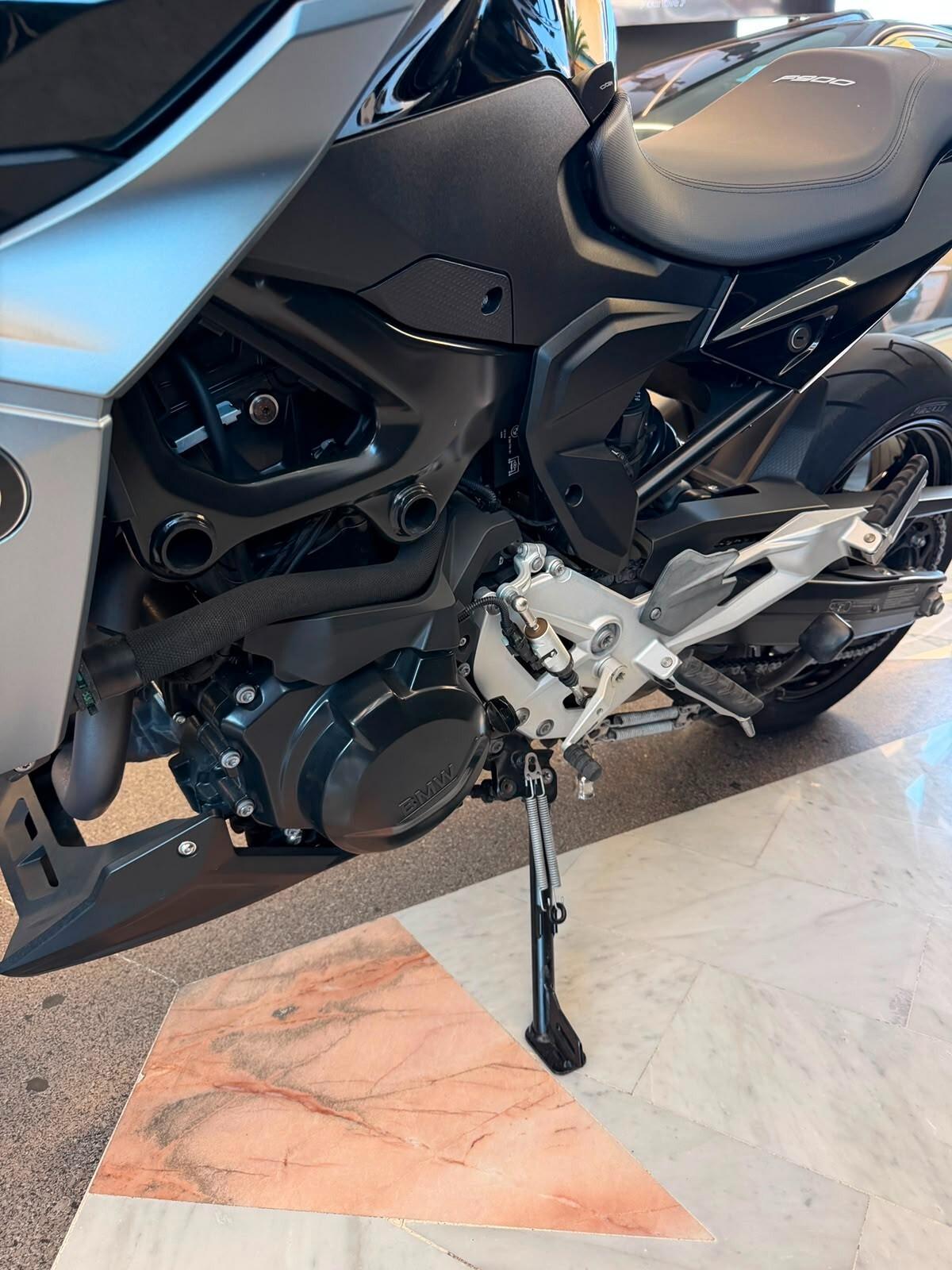 Bmw F 900 R