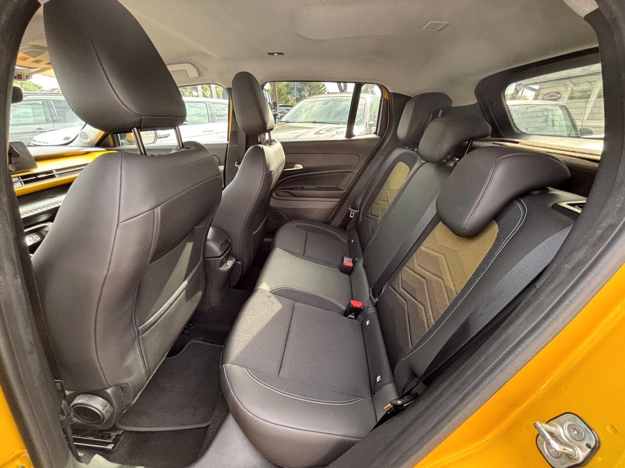 Jeep Avenger 1.2 Turbo 100 CV Summit