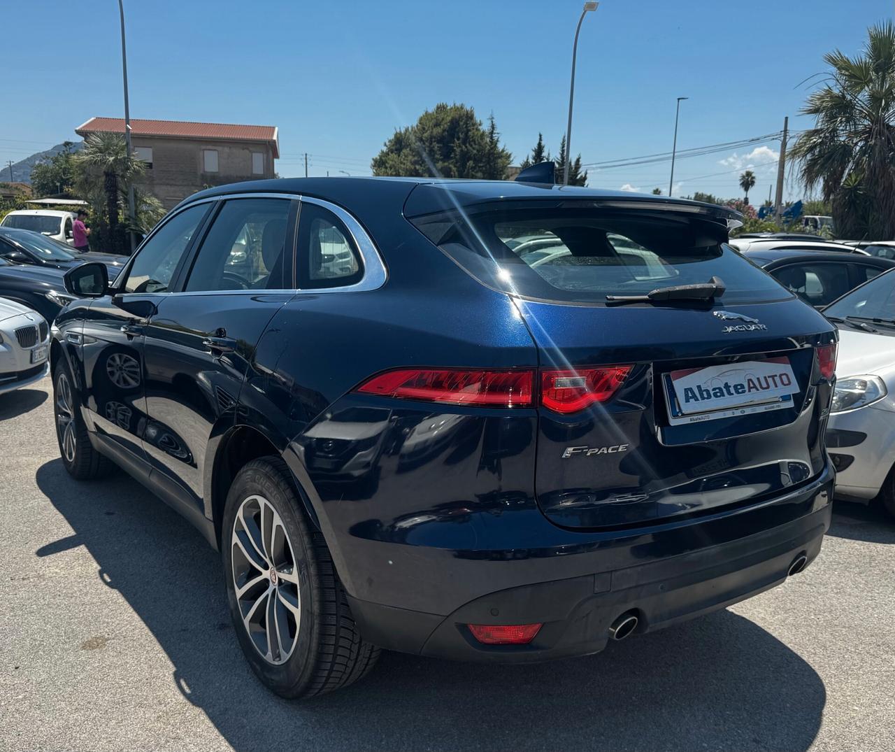 Jaguar F-Pace 2.0 D 180 CV AWD Prestige