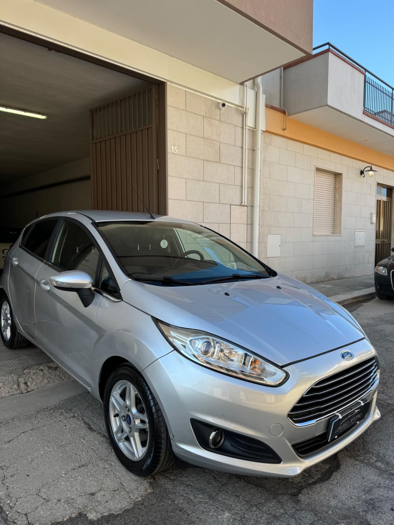 Ford Fiesta 1.5 TDCi 75CV 5 porte Titanium