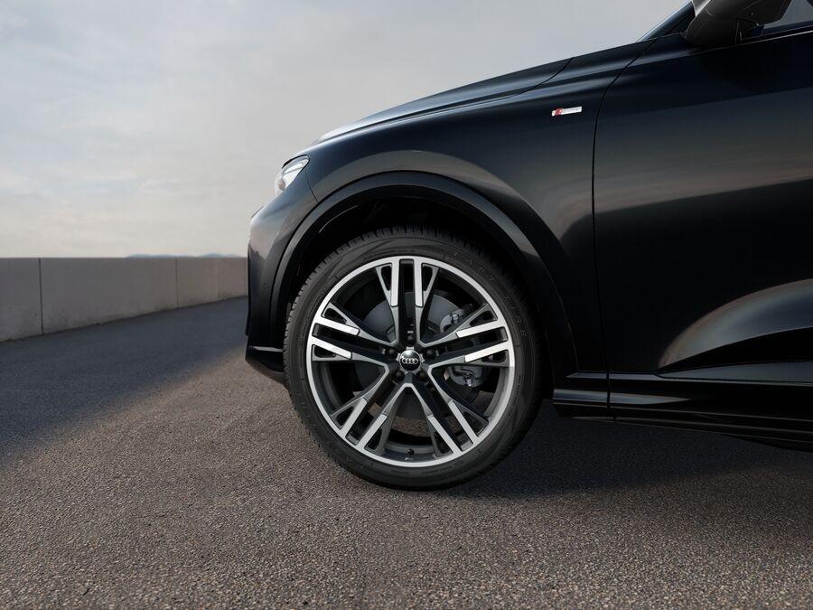 AUDI Audi Q5 Sportback S line edition TDI quattro 150 kW S tronic