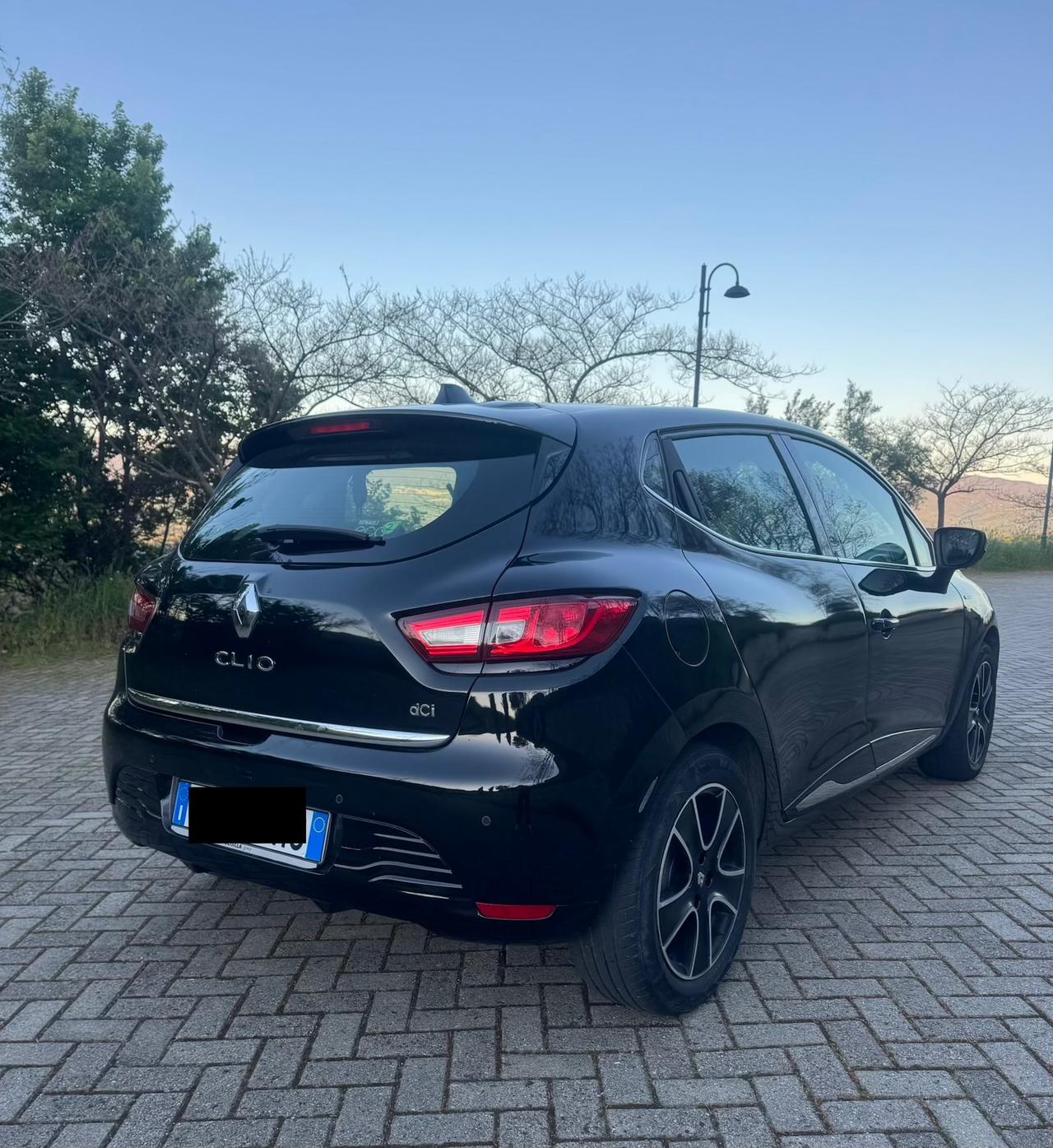 Renault Clio 1.5 dCi 90CV *Black Edition* 2016