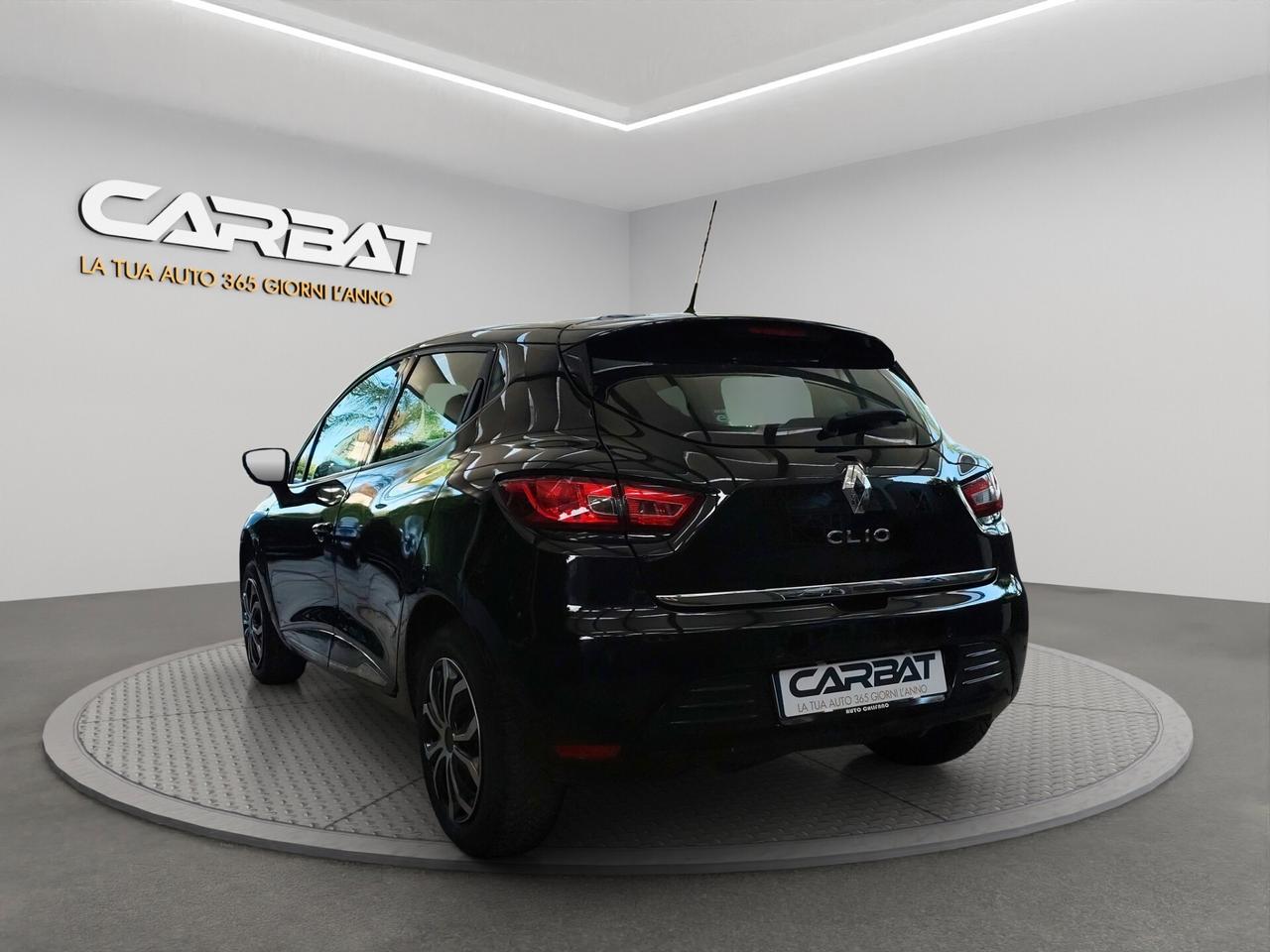 Renault Clio TCe 12V 90 CV GPL 5 porte Moschino Life