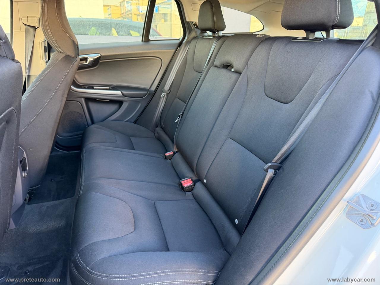 VOLVO V60 D2 Geartronic Business