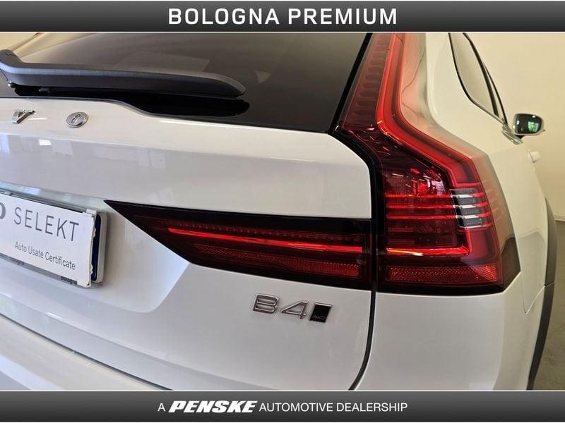 Volvo V90 Cross Country B4 (d) AWD automatico Ultimate