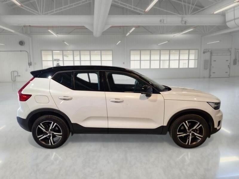 VOLVO XC 40 2.0 D 150 CV 4X4 AUTOM. R.DESIGN