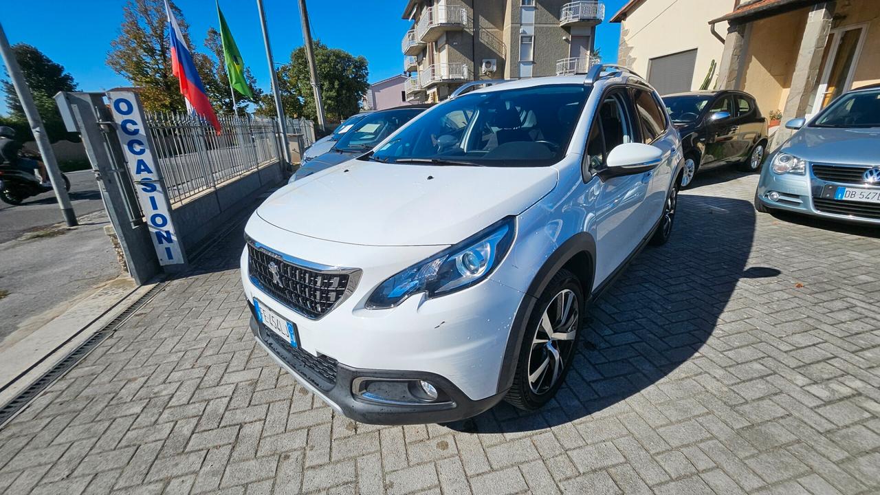 Peugeot 2008 BlueHDi 120 S&S Crossway